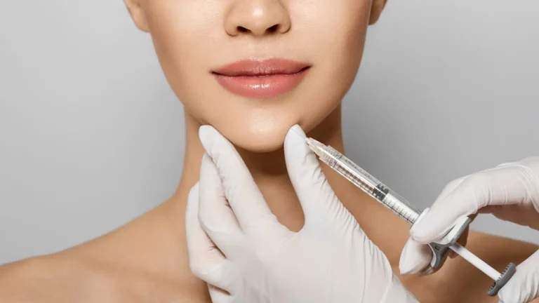 تزریق ژل چانه، مزایا، معایب، قیمت آن را در این مقاله ببینید