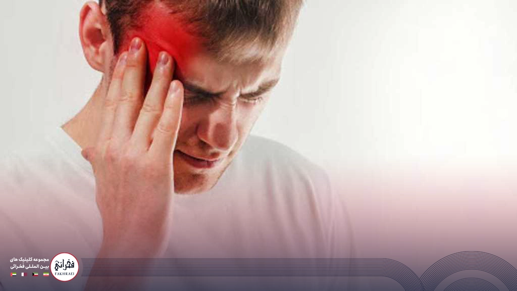 مردی که میگرن دارد