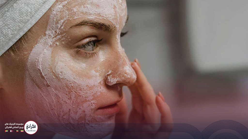 جوش شیرین چگونه باعث رفع چین و چروک پوست می‌شود؟