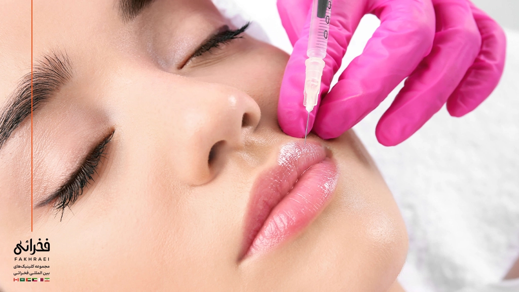 ژل لب نورامیس چیست؟